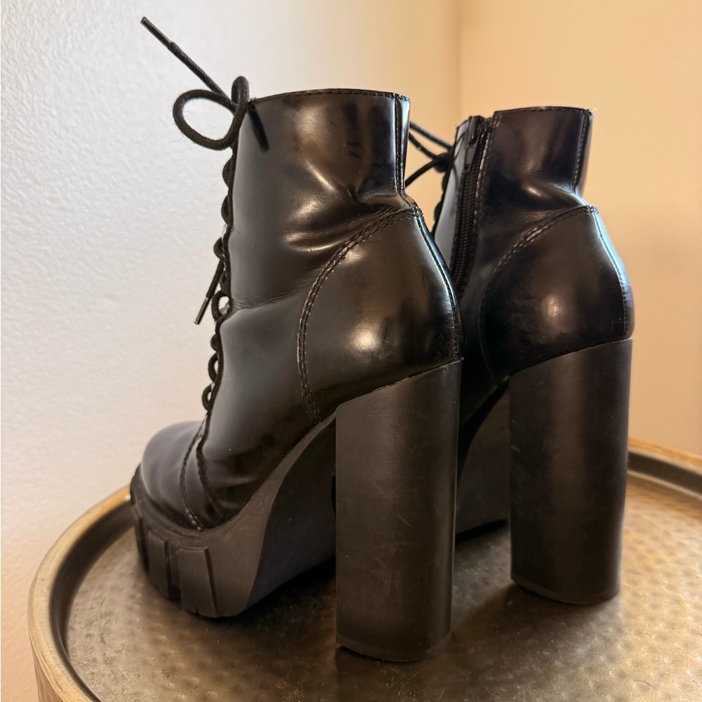 Jeffrey Campbell “MYTH” Platform Lace-Up Boots – Women’s Size 8 - Picture 6 of 7